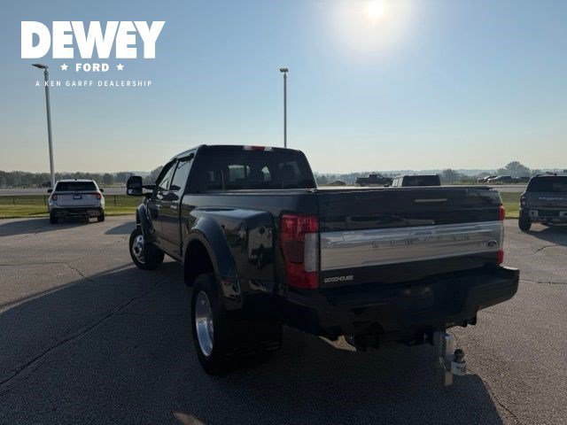 Used 2019 Black Metallic Ford Limited image 10