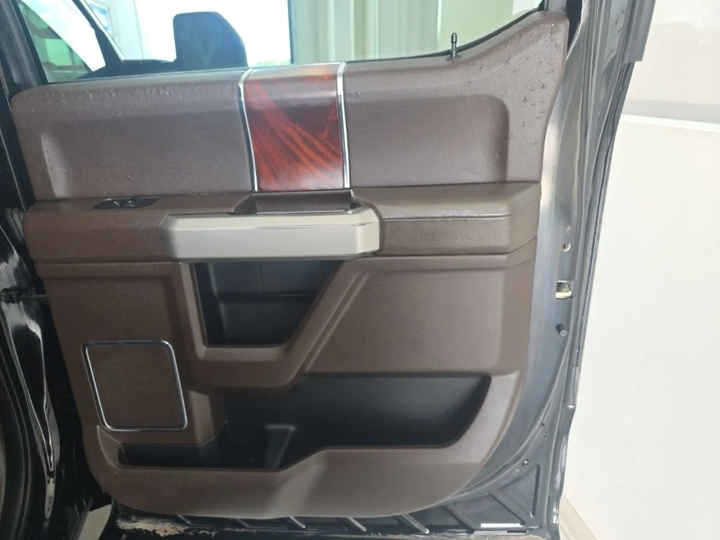 Used 2018 Shadow Black Ford King Ranch image 25