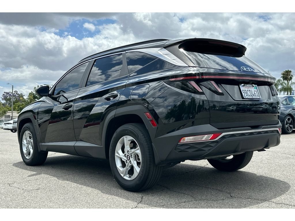 Used 2022 Phantom Black Hyundai SEL image 3