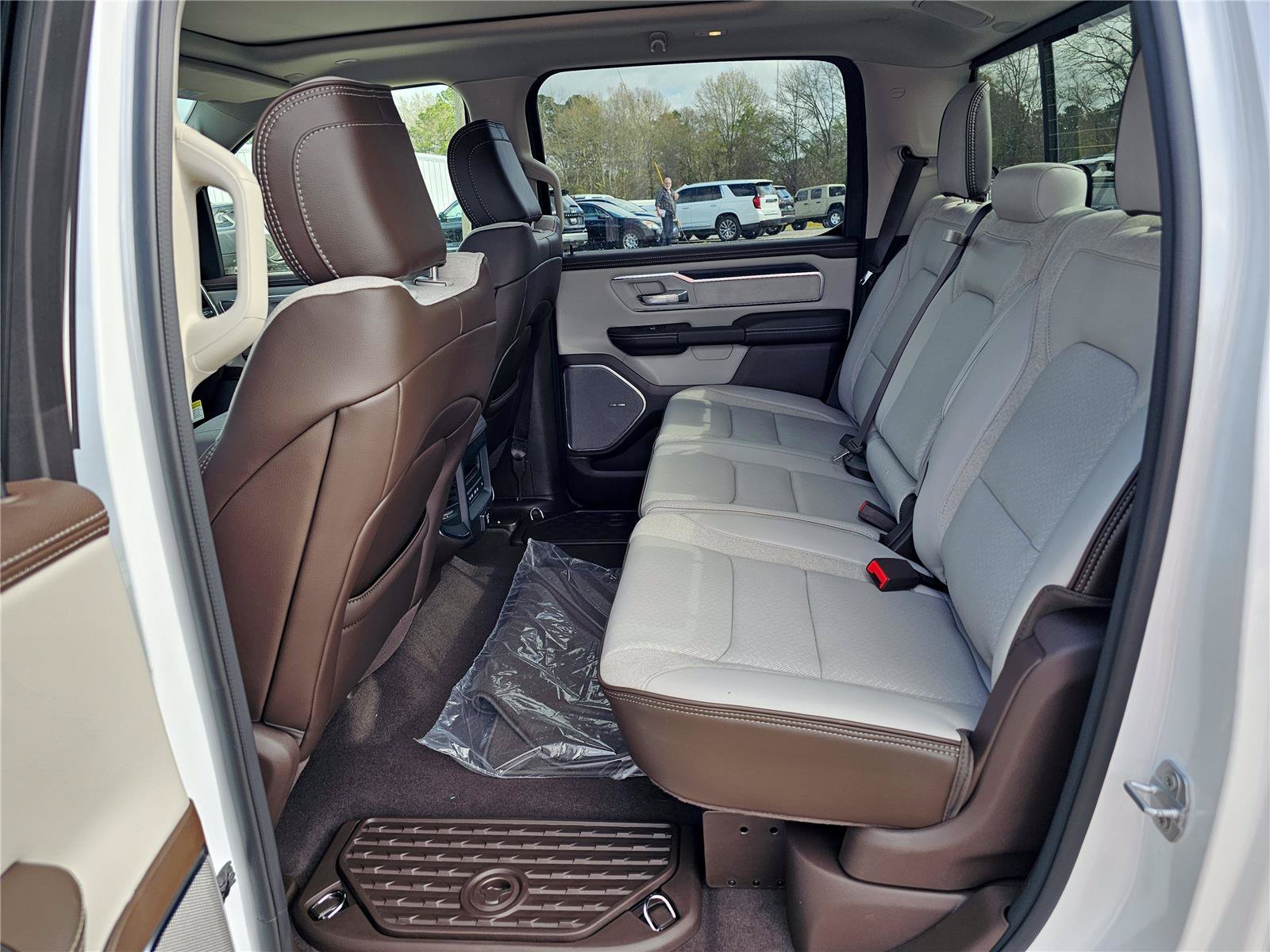 New 2026 Ivory White Tri-Coat Pearlcoat Ram Laramie image 34