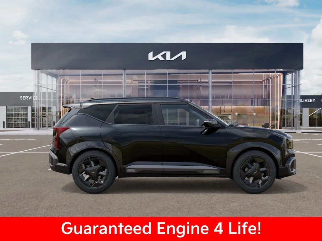 New 2027 Black Kia X-Line S image 8