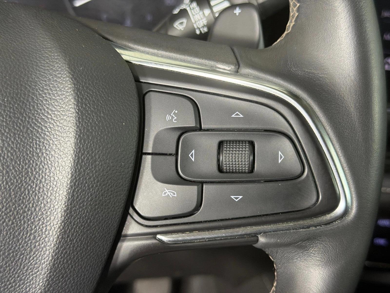 Used 2021 Summit White Buick Preferred image 26