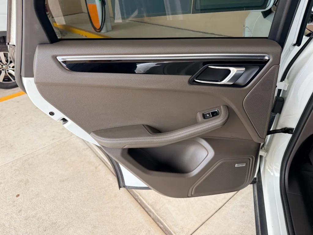 Used 2019 White Porsche S image 17