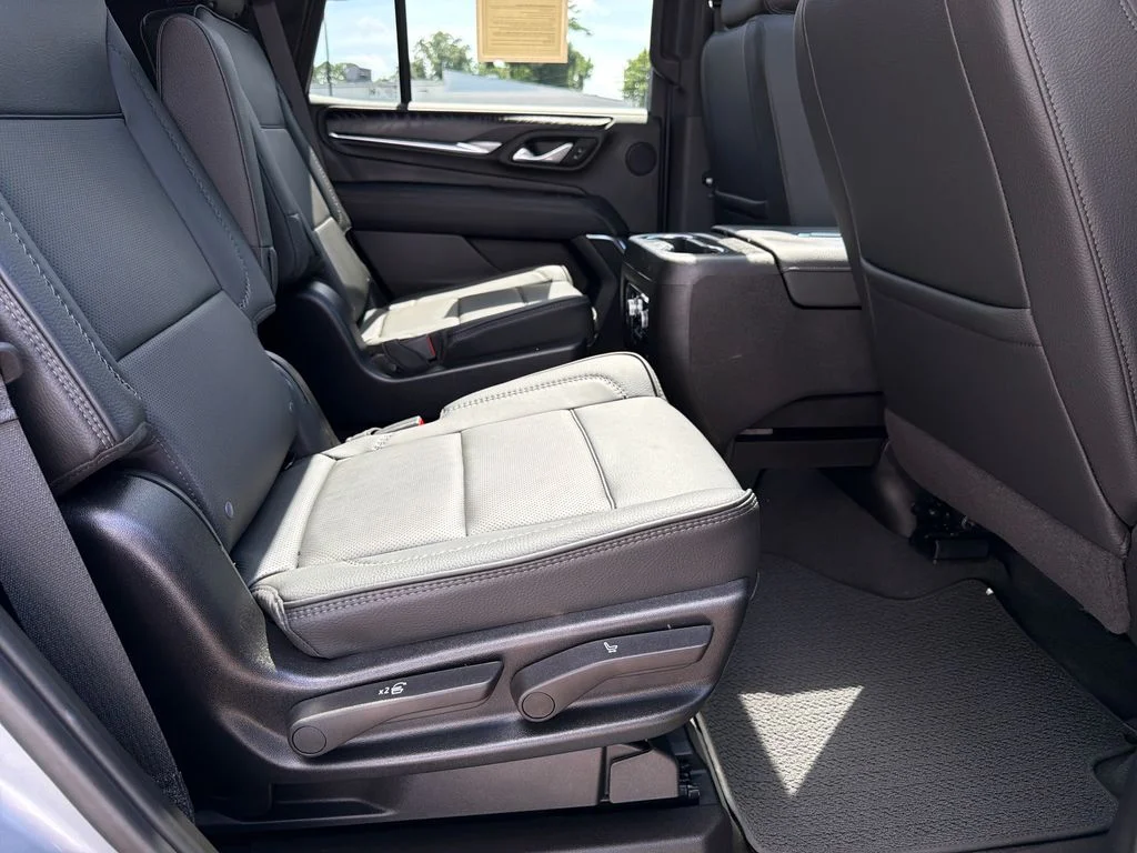 Used 2024 Sterling Metallic GMC Denali image 47