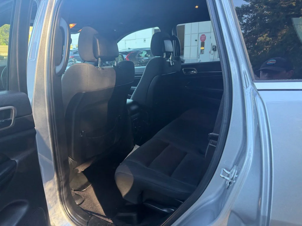 Used 2017 Billet Silver Metallic Jeep Laredo image 13