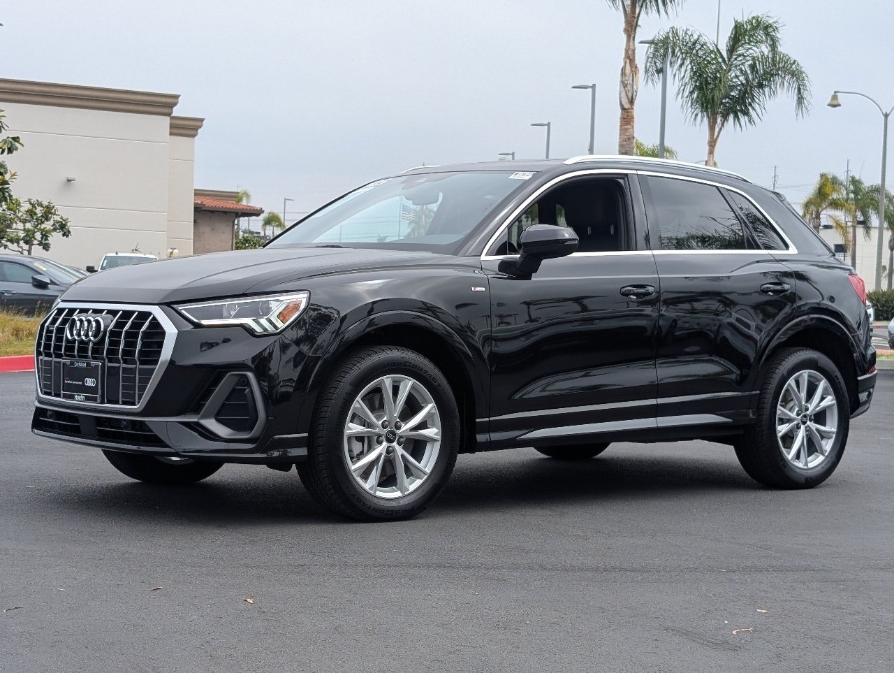 Certified Used 2025 Black Metallic Audi Premium image 4