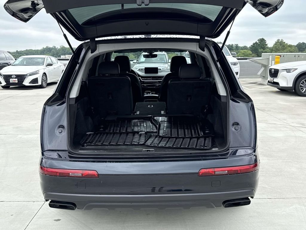 Used 2018  Audi 3.0T Prestige image 32