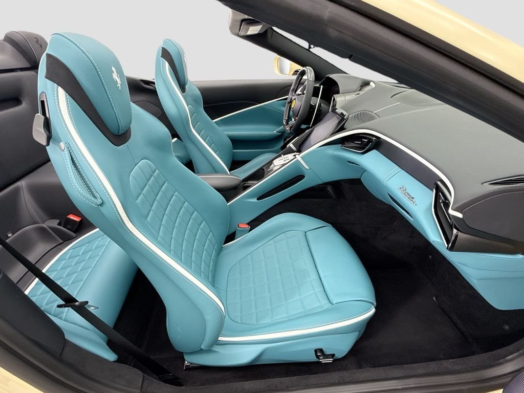 Used 2025  Ferrari Base image 27