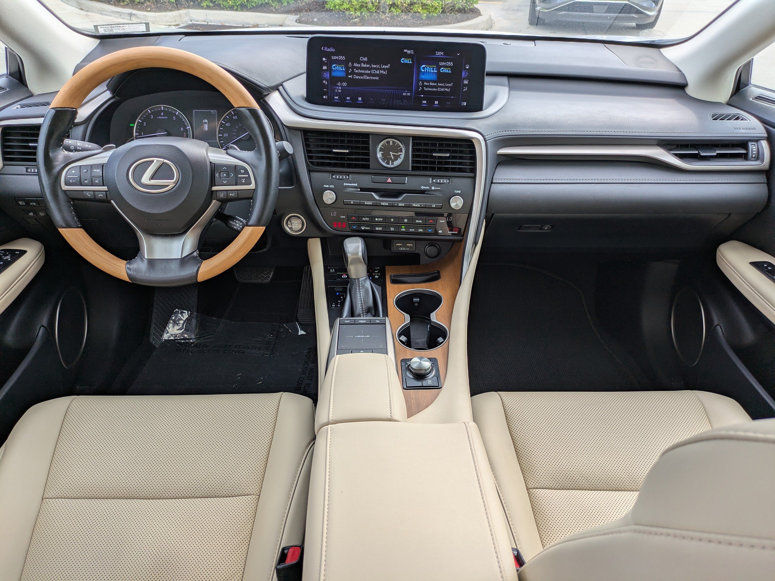 2021 Lexus RX 350 - Photo 14