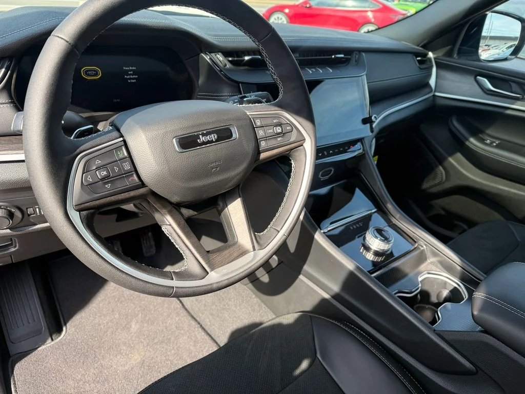 New 2026 Silver Jeep Laredo image 17