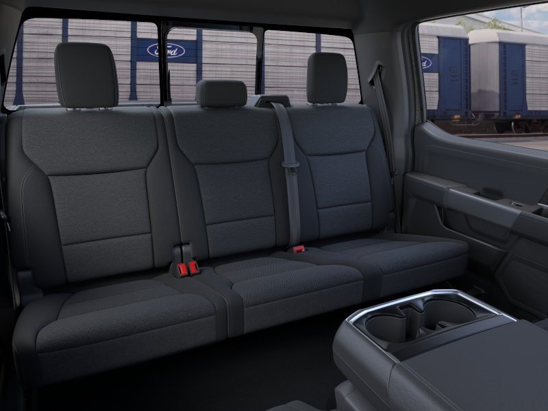 New 2026 Carbonized Gray Metallic Ford XLT image 11