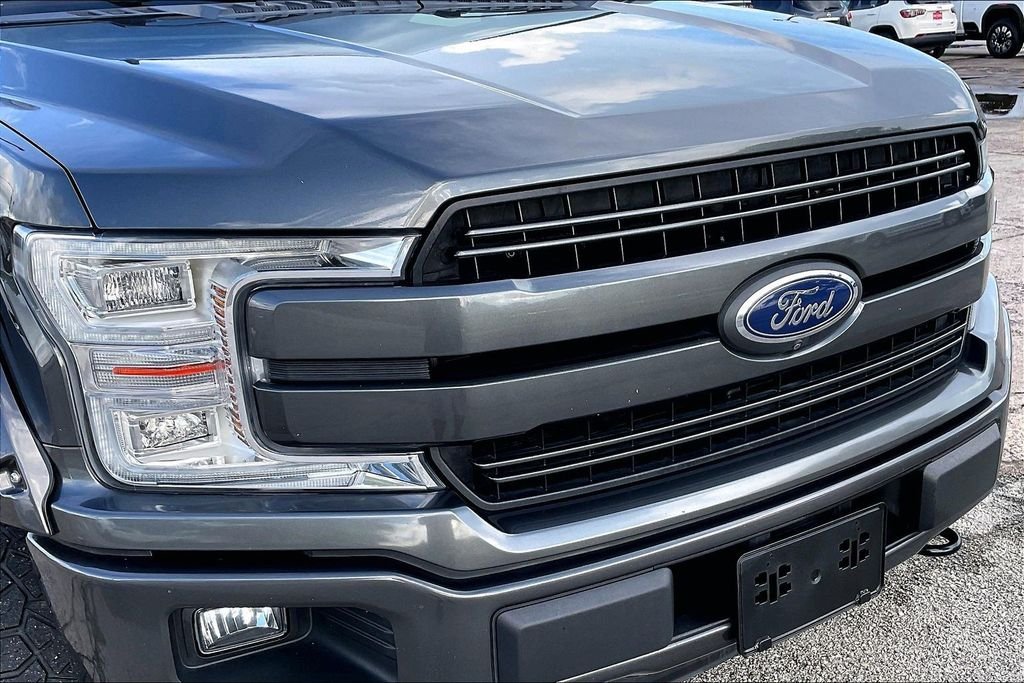 Used 2020 Magnetic Metallic Ford Lariat image 34