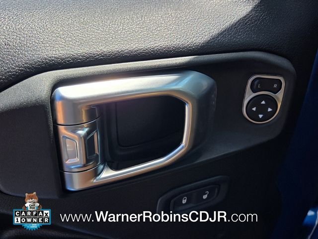 Used 2023 Blue Jeep Sport S image 31