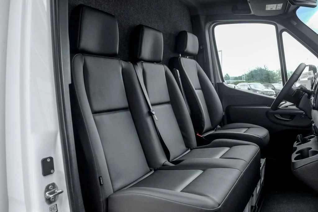 New 2026 Arctic White Mercedes-Benz Cab Chassis 170 WB image 21