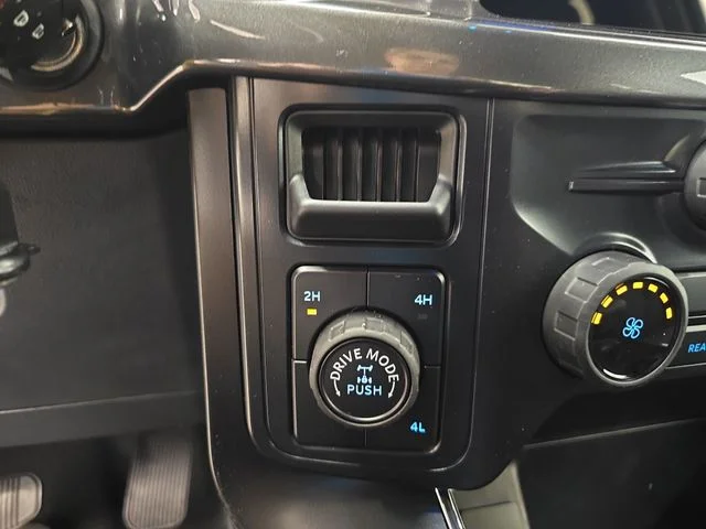 New 2026 Oxford White Ford STX® image 30