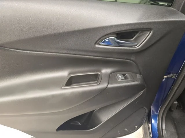 Used 2022 Blue Glow Metallic Chevrolet LT image 18