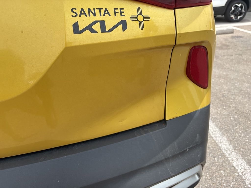 Certified Used 2022 Yellow Kia S image 21