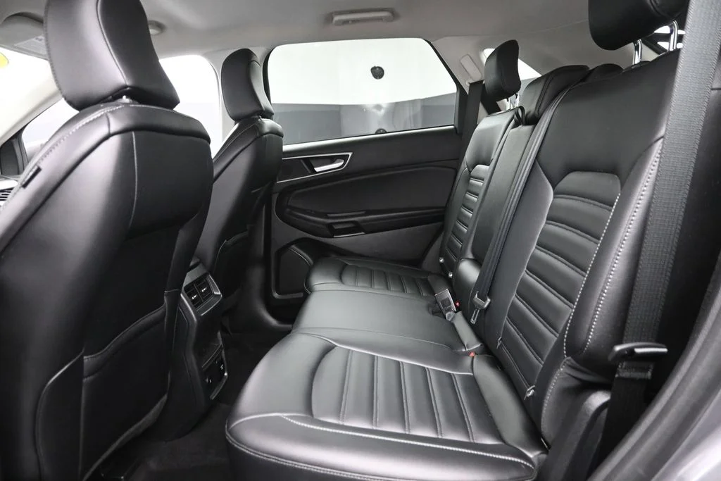 Used 2024 Gray Ford SEL image 14