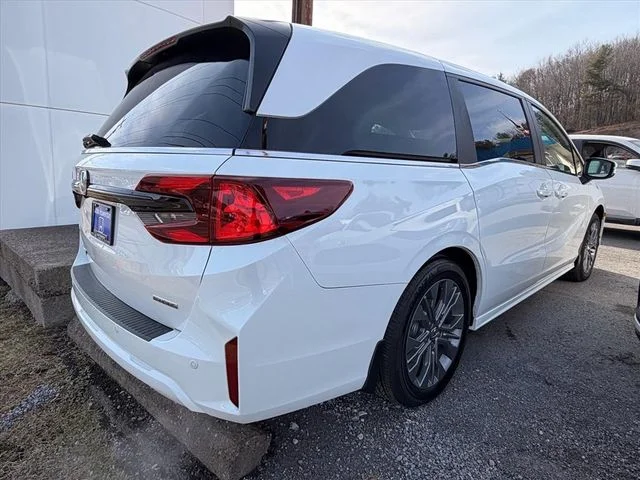 New 2026 White Honda Touring image 5