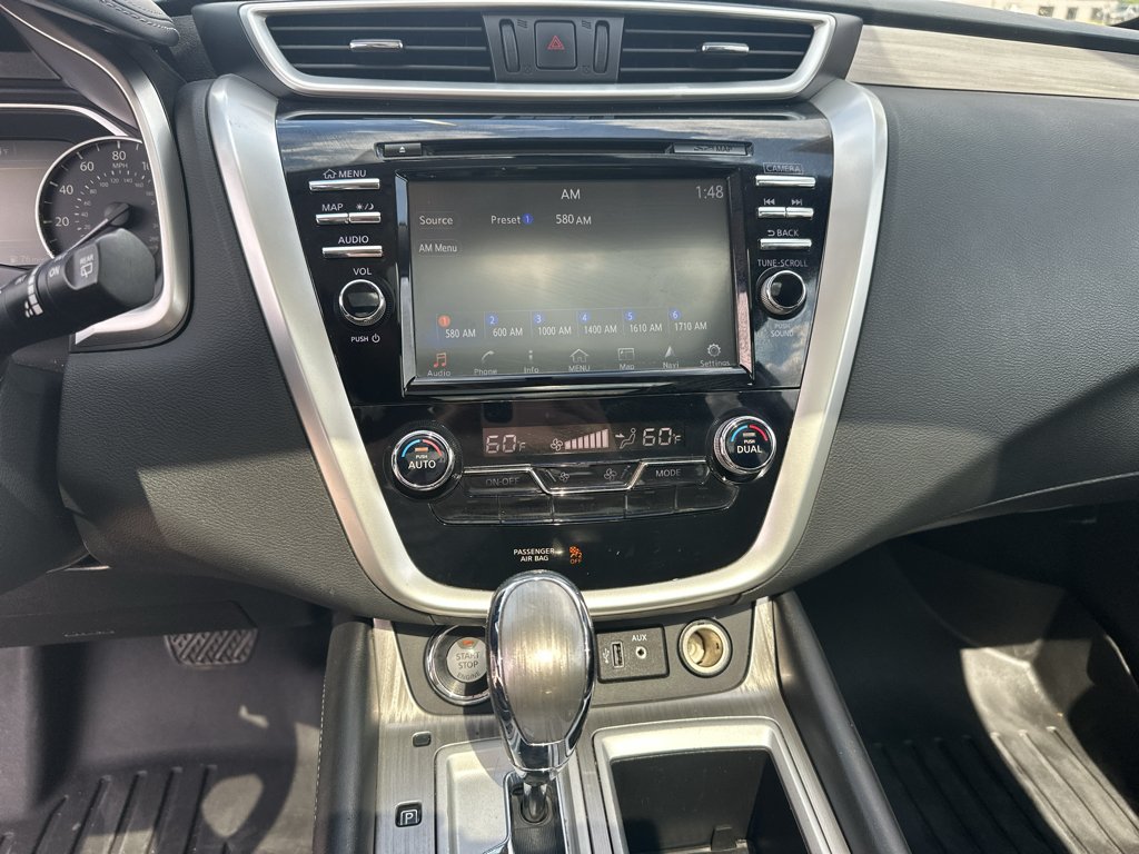 Used 2018 Pearl White Nissan SL image 4