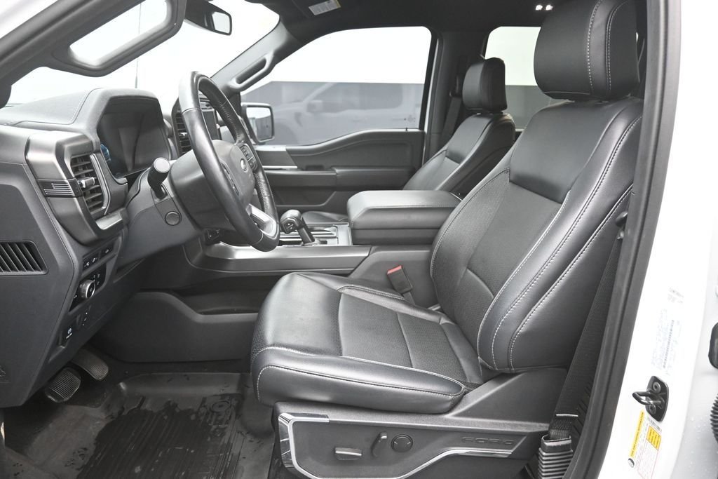 Used 2024 White Ford Lariat image 18