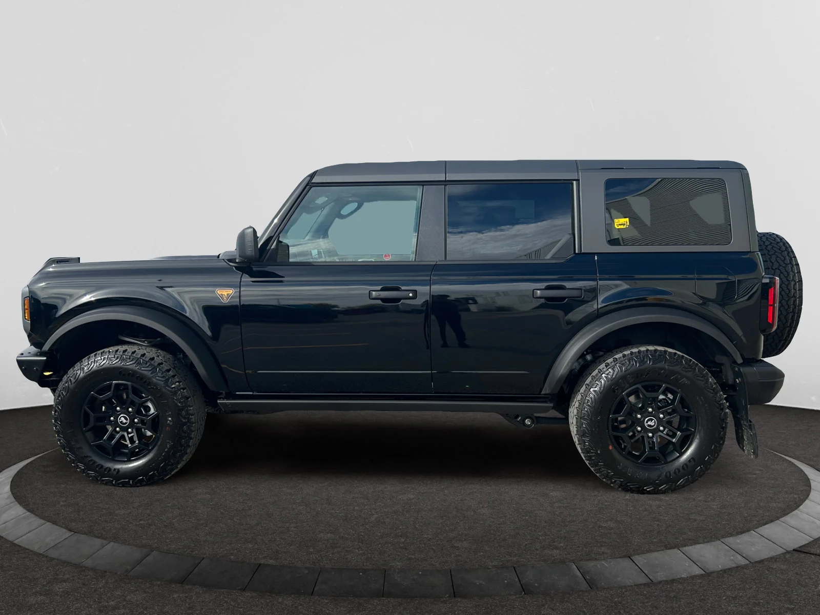 New 2026 Shadow Black Ford Badlands image 2