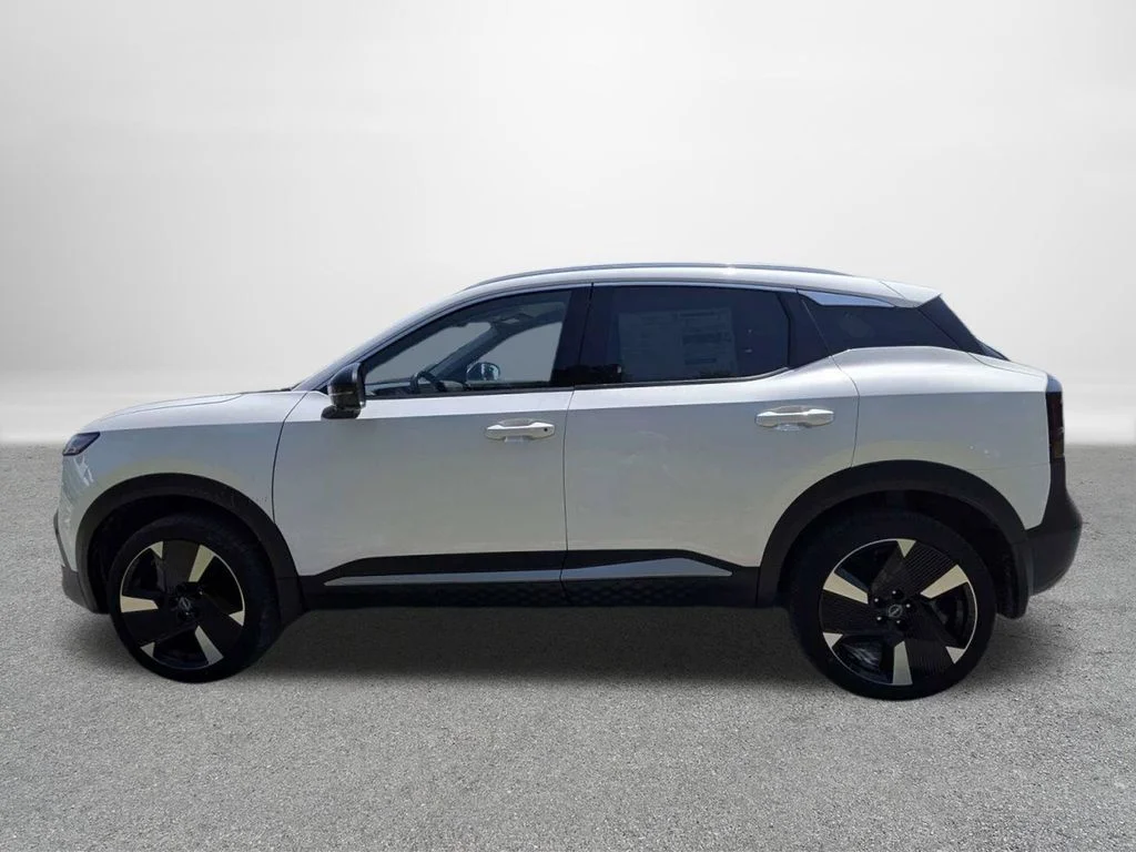 New 2026 White Nissan SR image 6
