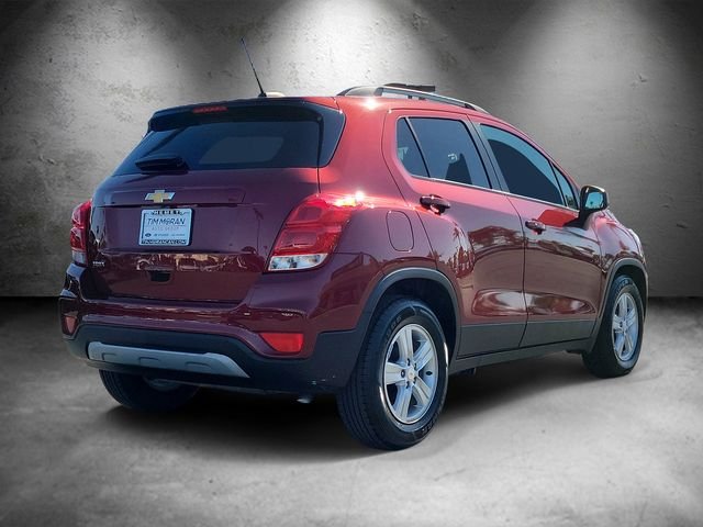 Used 2022 Red Chevrolet LT image 3
