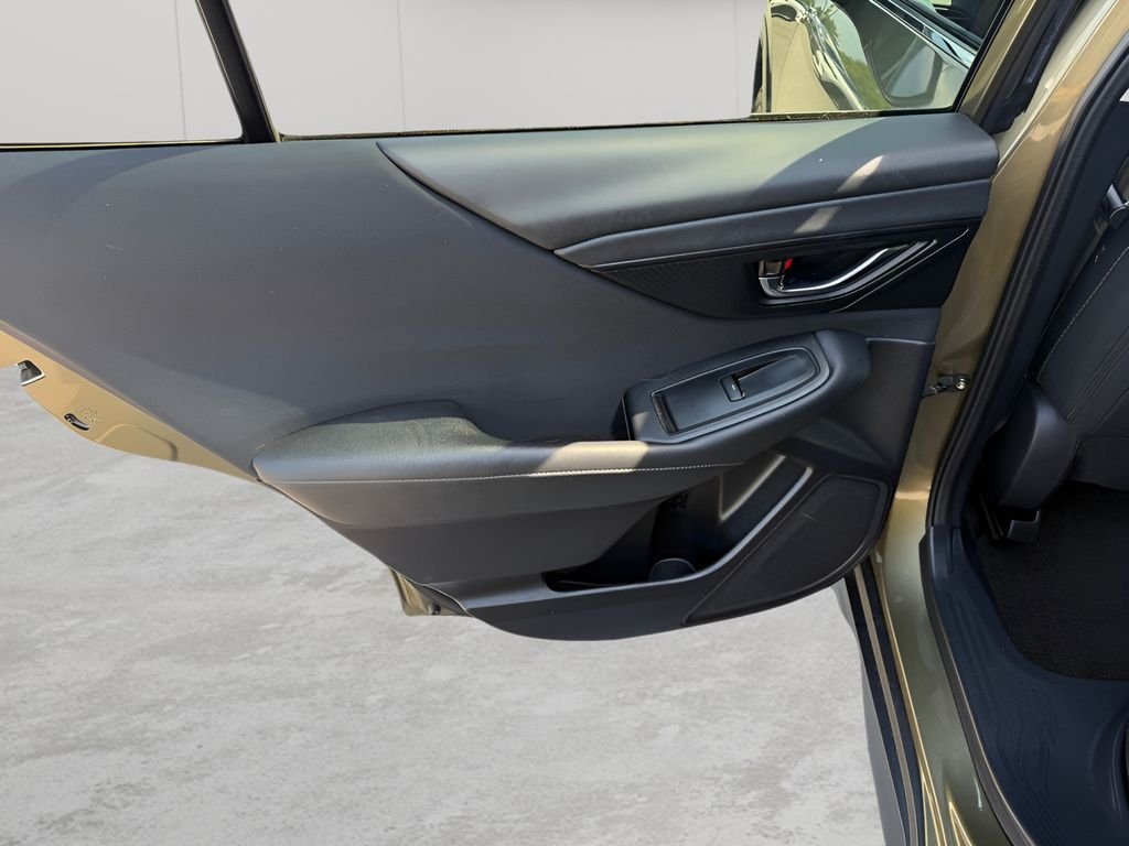 Used 2022 Autumn Green Metallic Subaru Premium image 10