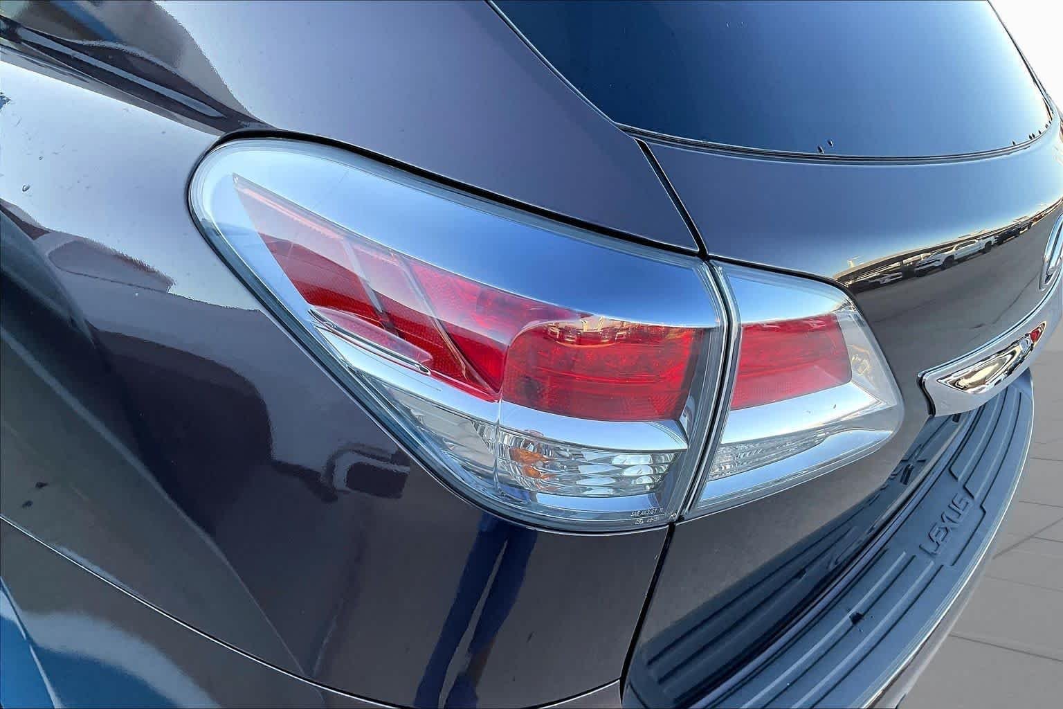 Used 2013 Fire Agate Lexus  image 26