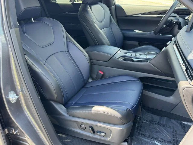 Used 2026 Gray INFINITI SPORT image 31