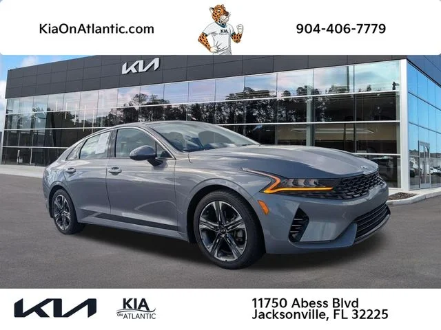 Used 2021 Silver Kia EX image 1