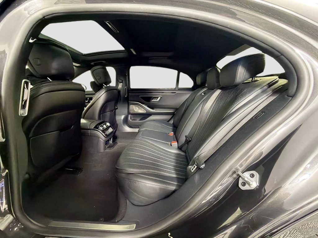 Used 2023 Gray Mercedes-Benz S 500 image 26