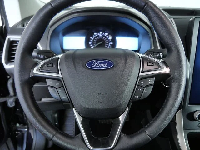 Used 2024 Black Ford SEL image 21