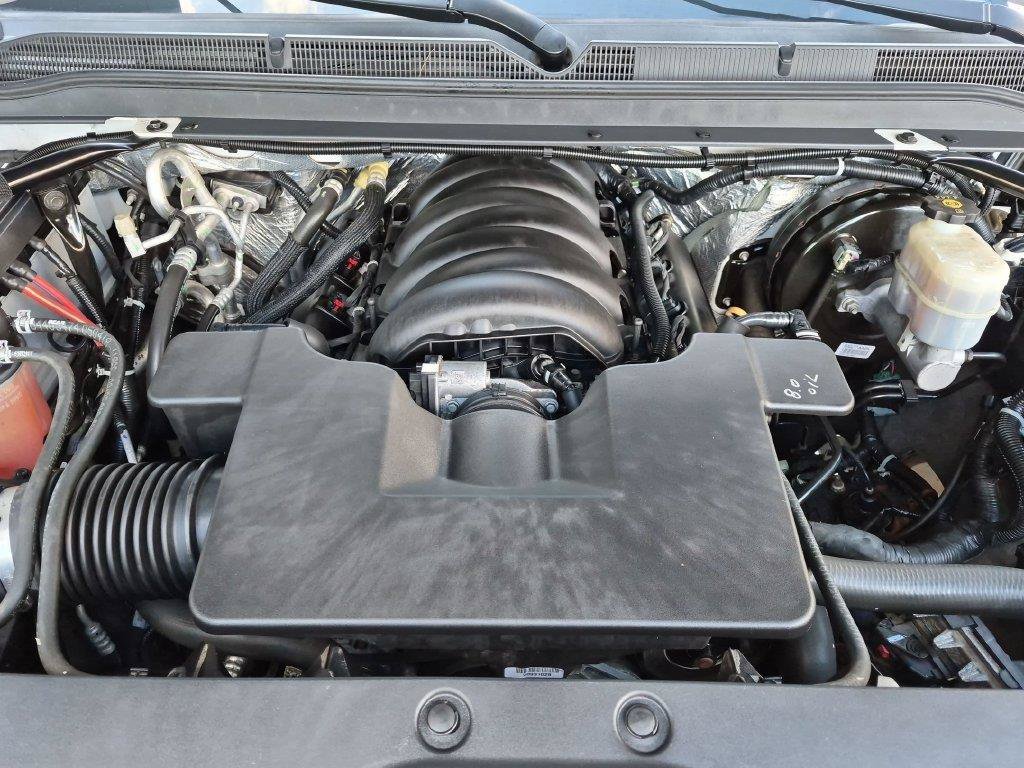 Used 2018 White GMC Denali image 37