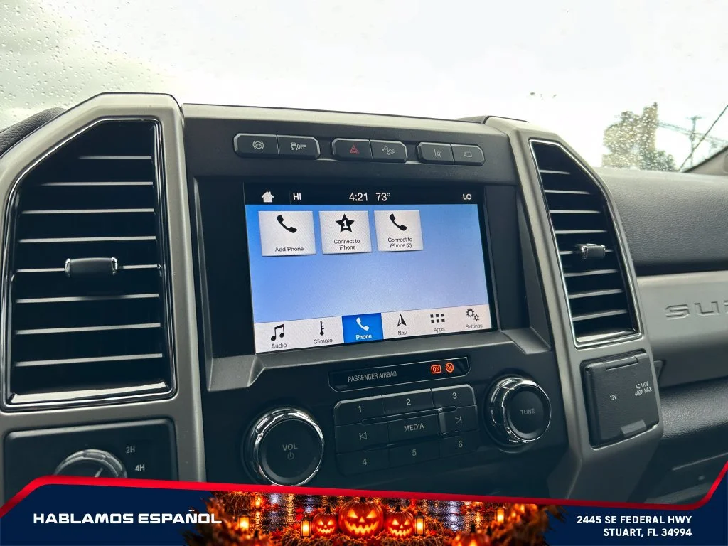 Used 2019  Ford XL image 30