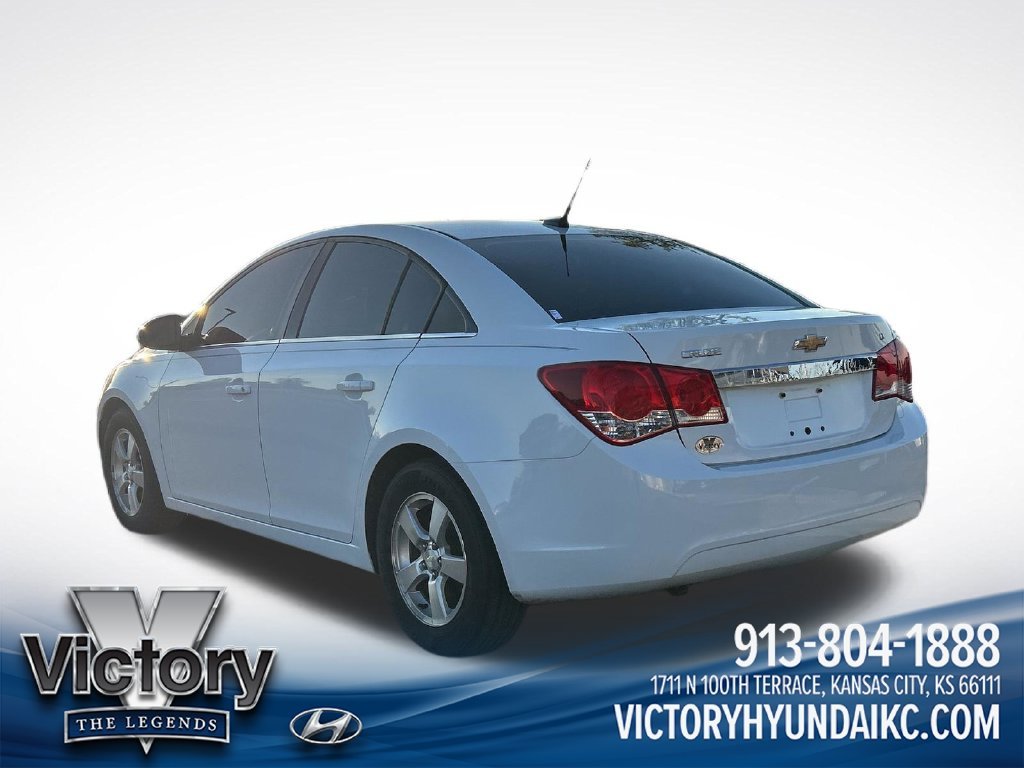 Used 2014 White Chevrolet 1LT image 3