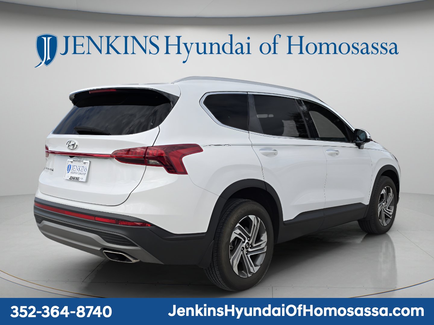 Used 2023 White Hyundai SEL image 4