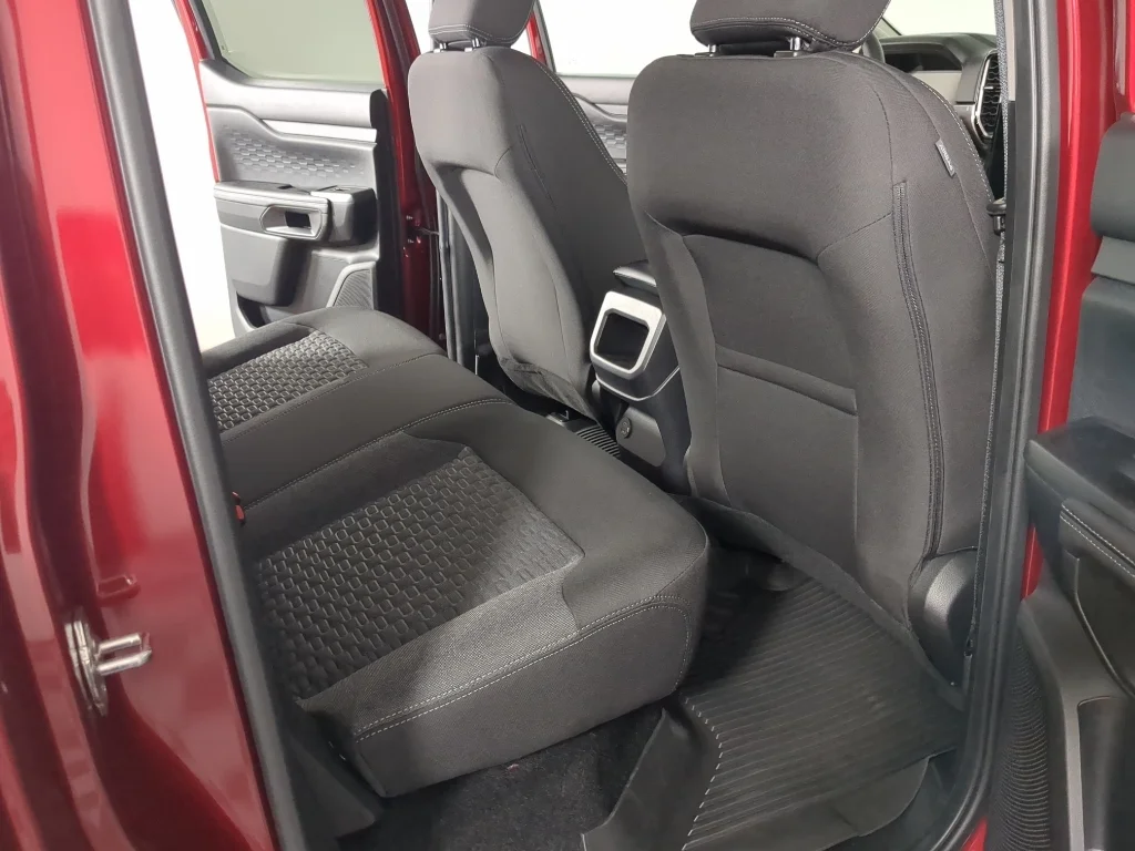New 2026 Ruby Red Metallic Tinted Clearcoat Ford XLT image 21