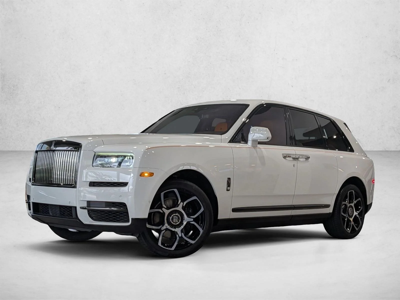 Used 2022 White Rolls-Royce Black Badge image 1
