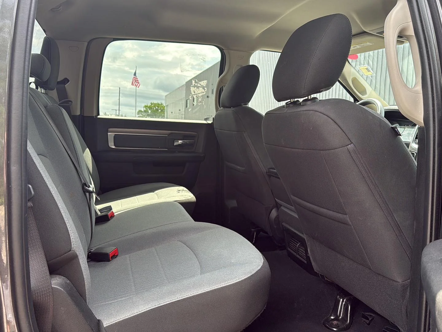 Used 2023 Granite Crystal Metallic Ram SLT image 11