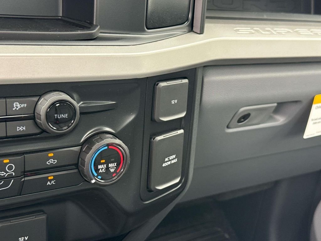 New 2026 Oxford White Ford F-250® XL image 23