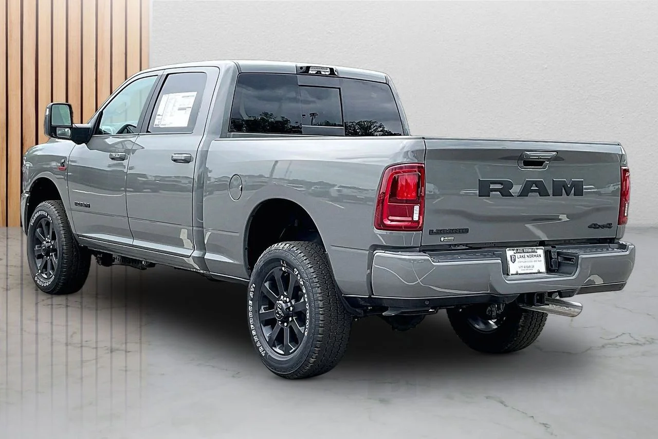 New 2026 Ceramic Gray Clear-Coat Exterior Paint RAM Laramie image 7