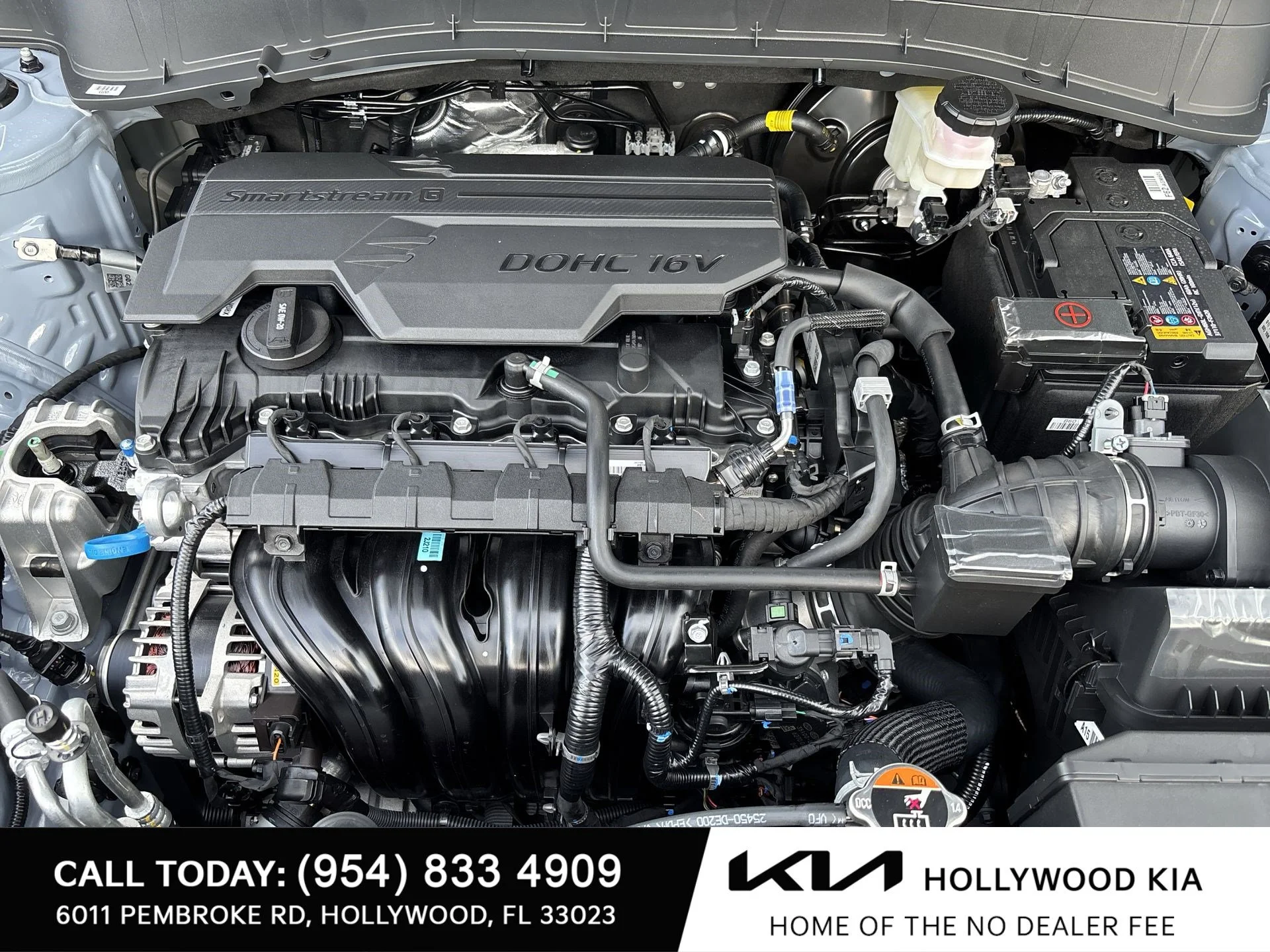 New 2027 Pale Gray Kia S image 10