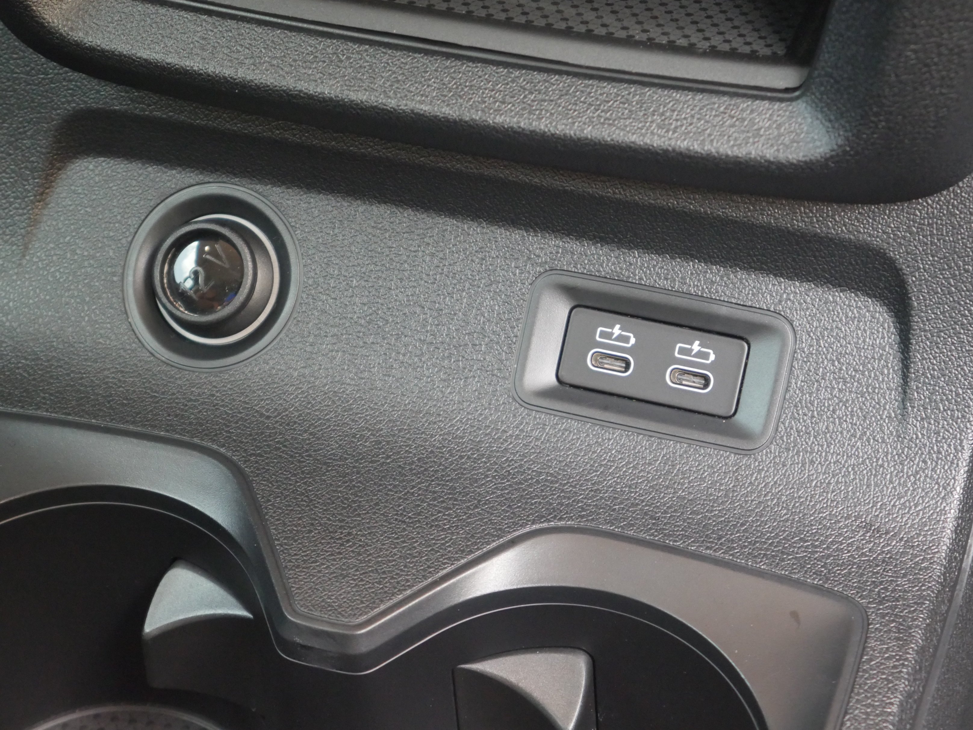 Used 2023 Carbon Black Metallic BMW xDrive40i image 36