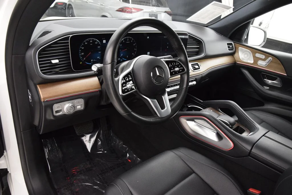 Used 2021 White Mercedes-Benz GLE 350 image 21