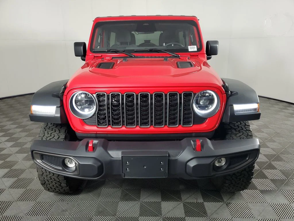 Used 2025 Red Jeep Rubicon image 9