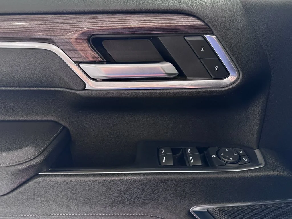 2023 Chevrolet Silverado 1500 LT - Photo 25