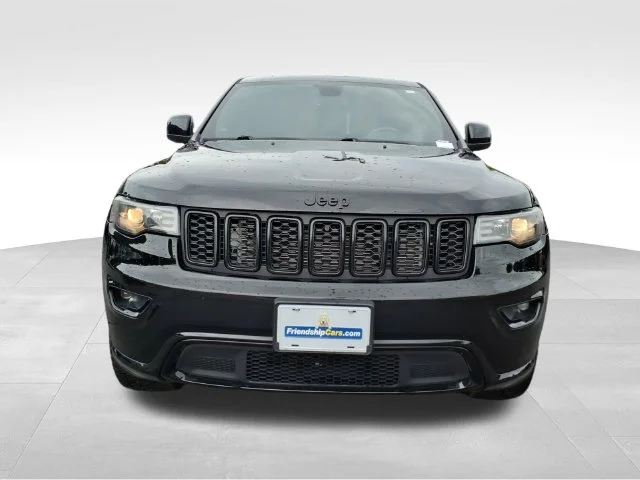 Used 2020 Black Jeep Altitude image 16