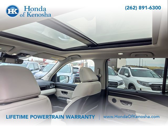 New 2026 Solar Silver Metallic Honda AWD Touring Blackout image 12